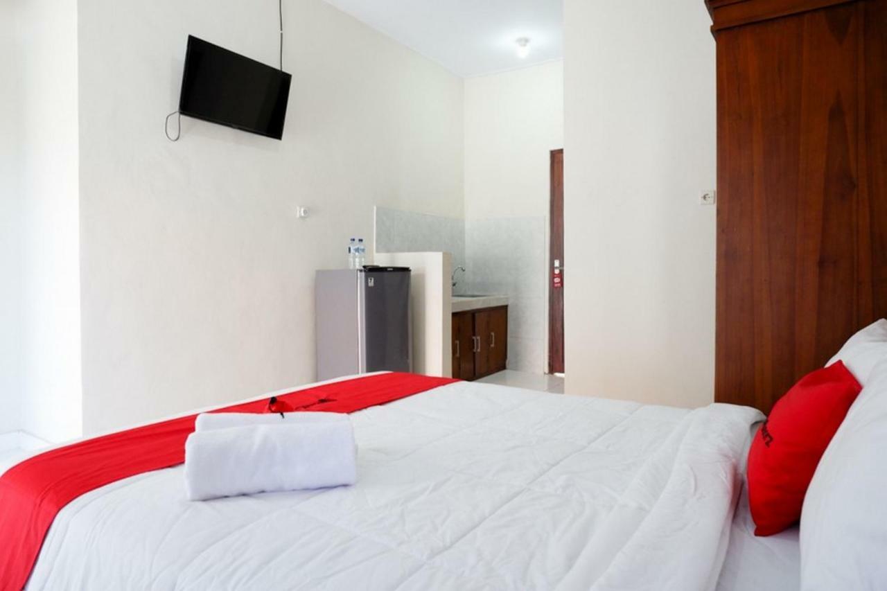 Reddoorz Near Mertasari Beach Dempassar Quarto foto